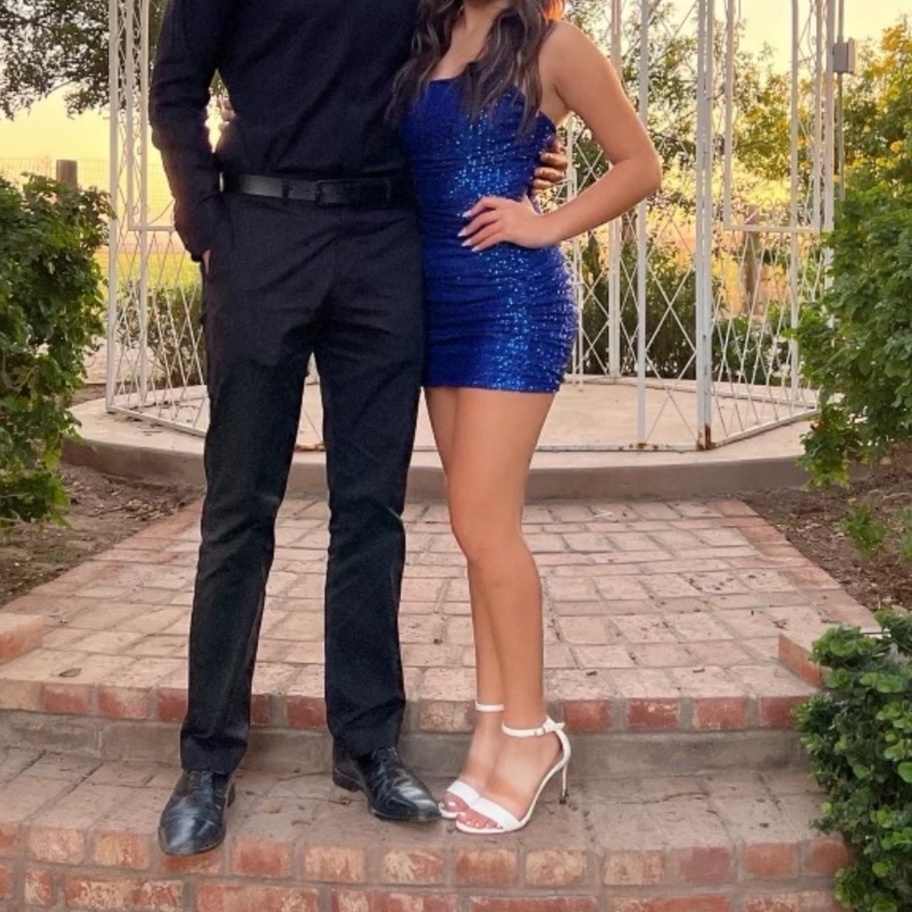 Lucy in the sky One Shoulder Royal blue dress
